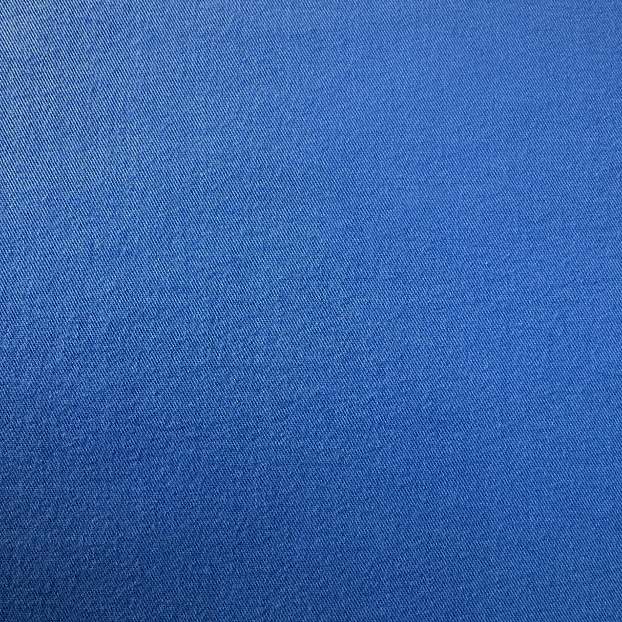 Gabardina camisera (165g m², 1.70m de ancho, sarga 2x1)